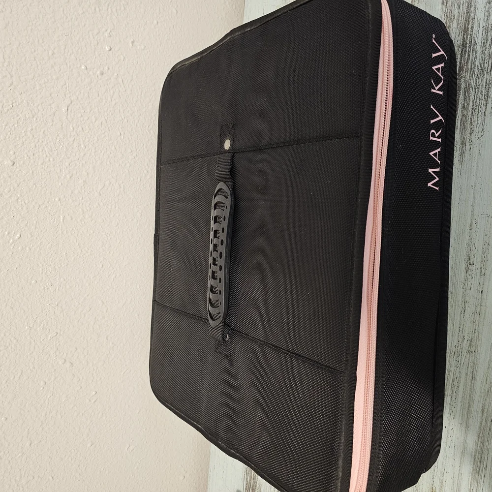 Mary Kay Black Cosmetic Bag with Pink Zipper All Three